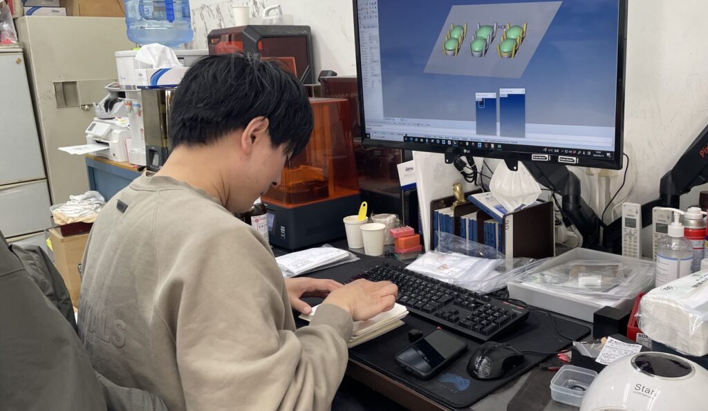 素材を分析して別の素材にあてます